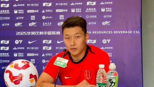 世界杯官方会员-李扬：个人表现与球队相辅相成，现在展望后续赛事还太早
