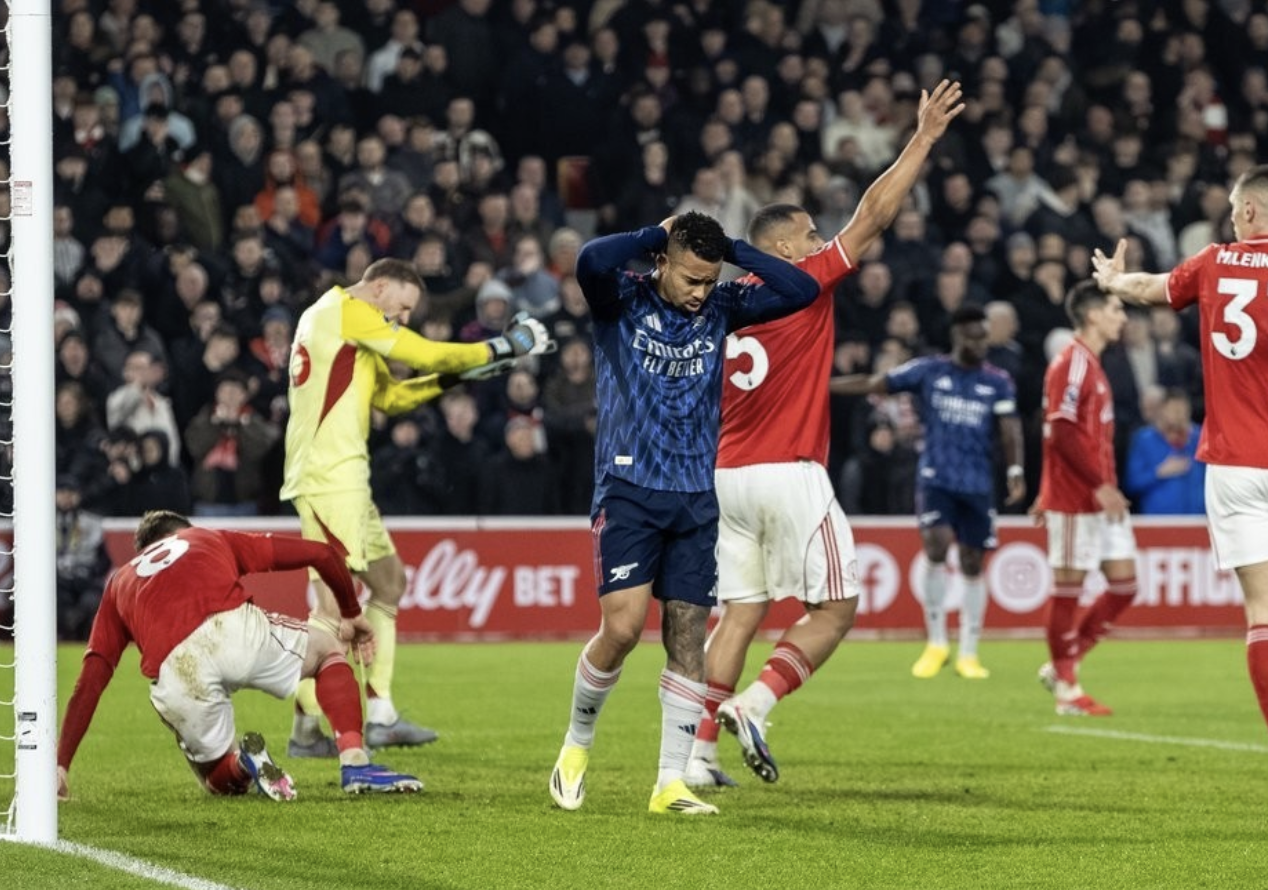 世界杯在线观看-1.2亿巨星爆粗!阿森纳9天2连平+7分领跑 官媒被冲:等曼城追上?